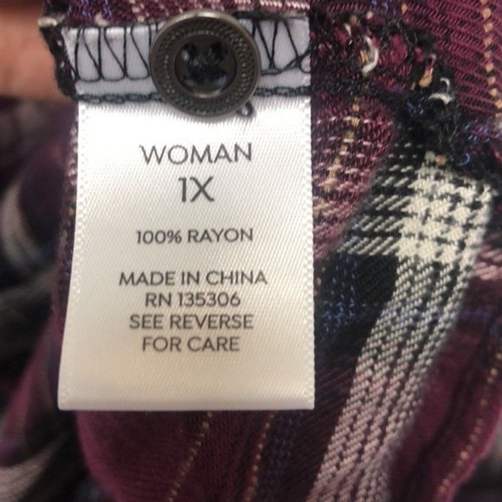 Westport Wrap Front Plaid Rolled Sleeve Top Like New 1X Maroon Black White RM-C - Picture 5 of 5